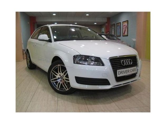 AUDI A3 1.9 TDI ATTRACTION