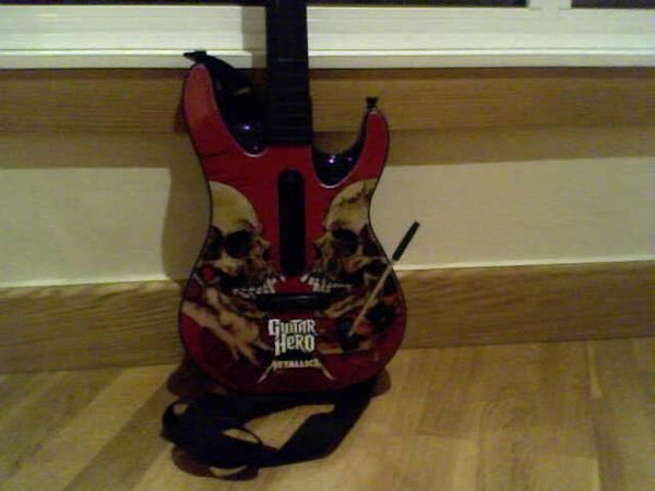 VENDO HERO GUITAR PARA PLAY STATION 3