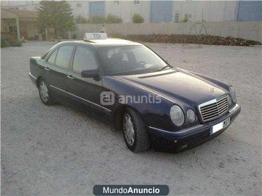 Mercedes-Benz Clase E E 300 DT ELEGANCE