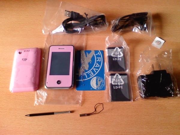 VENDO MINI IPHONE  dual sim color rosa
