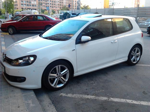 Vendo Precioso modelo Golf Sport acabado R-Line