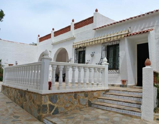 Chalet en venta en Alfàs del Pi (l'), Alicante (Costa Blanca)