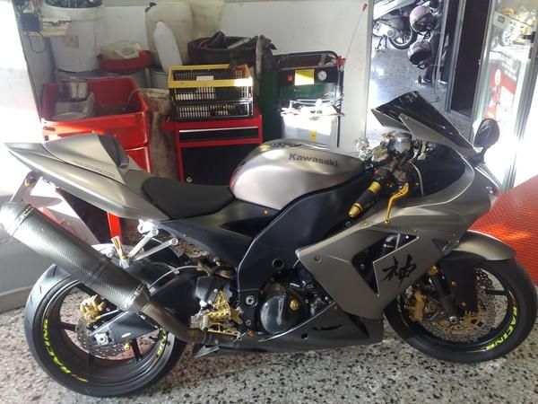 kawasaki zx 10