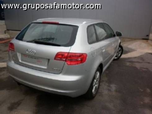 Audi A3 Sportback 1.6 TDI 105CV ATTRACTION ( SELECTION PLUS)