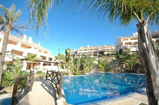 Apartamento a la venta en Nueva Andalucía Costa del Sol