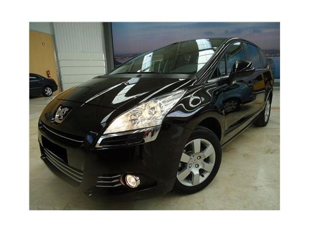 PEUGEOT 5008 PREMIUM 2.0 HDI 150 FAP