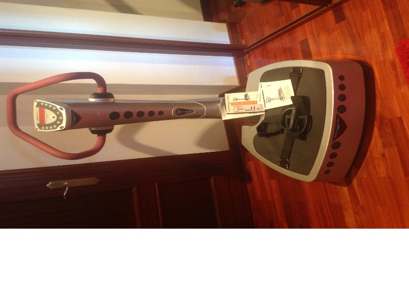Plataforma vibromax tecnovita by bh modelo YV20