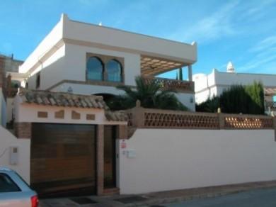 Chalet con 3 dormitorios se vende en Mijas Costa, Costa del Sol