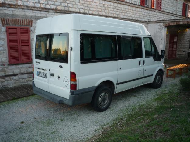 Vehículo de ocasión: se vende ford transit 2000d/ d3f 300s kombi, 9 plazas