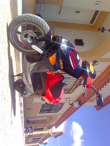 APRILIA SR 50 REPLICA ROSSI