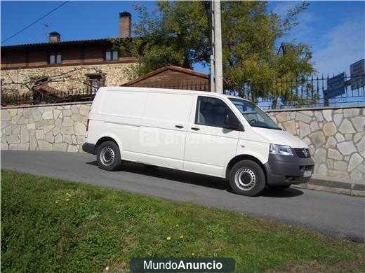 Volkswagen Transporter Caja Plataf Largo 2.5 TDI 174