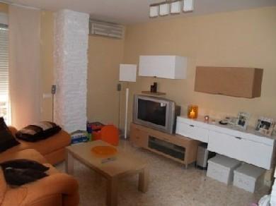 Apartamento con 3 dormitorios se vende en Velez-Malaga, Axarquia
