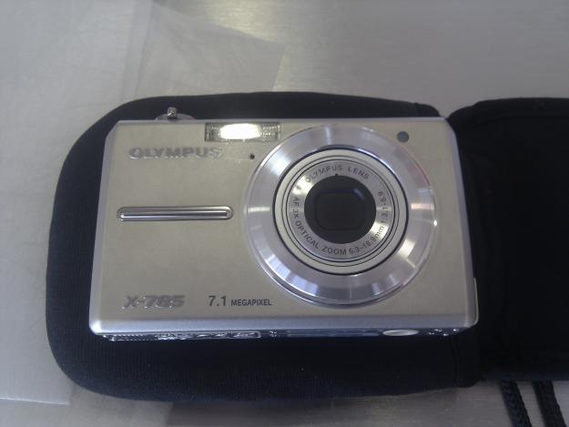 CAMARA DIGITAL OLIMPUS 7.1 MEGAPIXELES