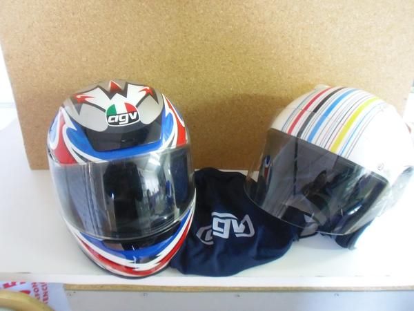 casco AGV y otro BKS nuevos