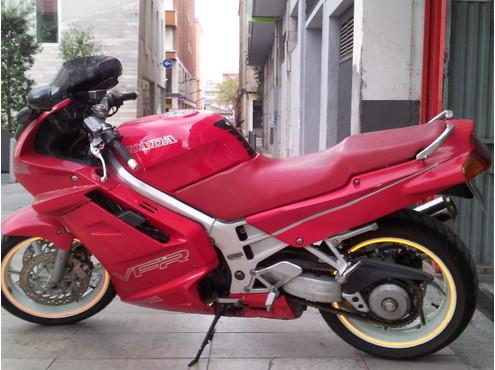 Honda VFR 750