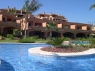 Apartamento con 2 dormitorios se vende en Estepona, Costa del Sol - mejor precio | unprecio.es