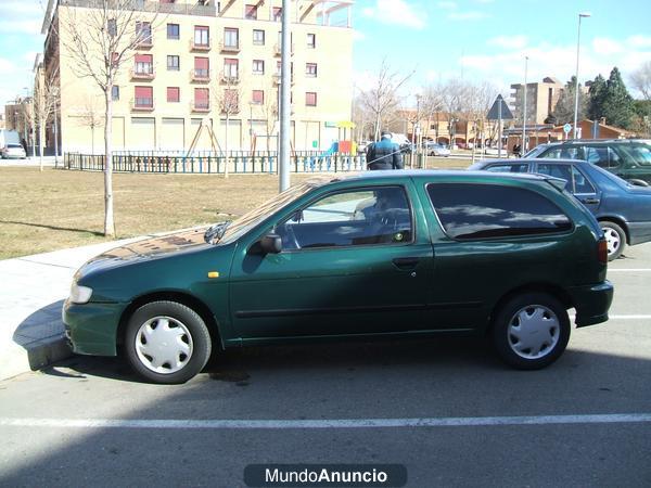 se vende nisan almera 98