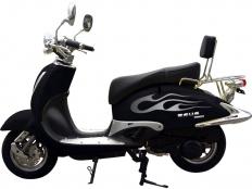 Scooter 125 cc Zeus. Uno de los modelos mas vendidos en España de Kenrod