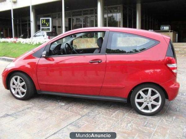 Mercedes-Benz A 180 CDI Red Black