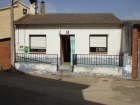 SE VENDE CASA Ó SE CAMBIA POR PISO EN BENAVENTE , ZAMORA - mejor precio | unprecio.es