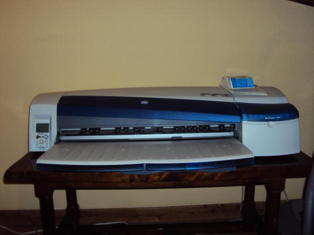 Vendo Impresora de gran formato HP Designjet 120nr, No funciona. Para recambios