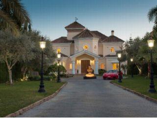 Chalet en venta en Nueva Andalucia, Málaga (Costa del Sol)