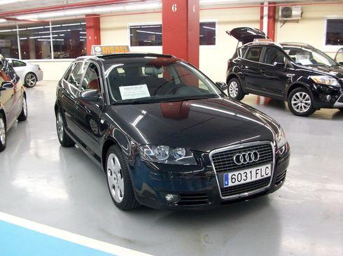 Audi A3 Sportback 2.0 TDI 140cv, S-TRONIC + TECHO PANORÁMICO + LEVAS.
