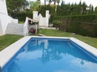 Chalet con 6 dormitorios se vende en Marbella, Costa del Sol - mejor precio | unprecio.es