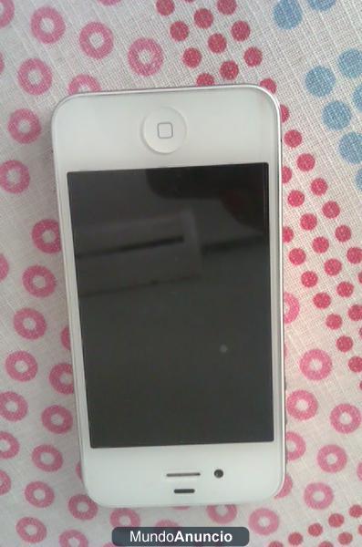 VENDO MOVILE IPHONE 4 BLANCO LIBRE