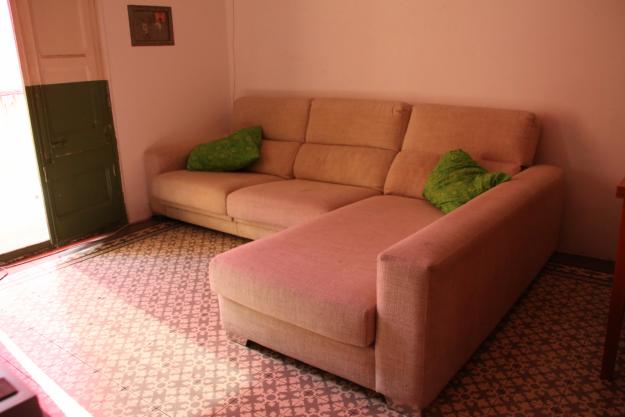 SE VENDE SOFA BEIGE ESTILO LOUNGE