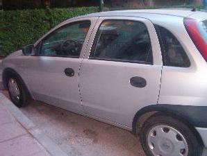 Venta de coche Opel Corsa 1.7 Dti Edition '03 en Alcobendas