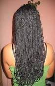 Se hacen trenzas africanas, cosidos, extensiones,...