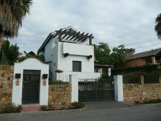 Villas a la venta en Atalaya Costa del Sol