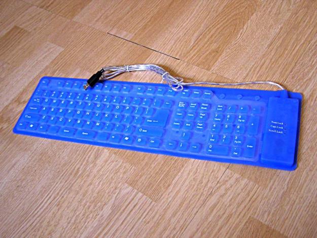 Teclado flexible de caucho engomado color azul conexión USB