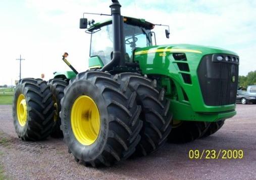 Tractor John Deere 9530 TRACTOR 475 HP 2007