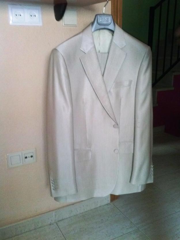 Traje caballero marca caramelo