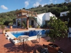 Chalet con 3 dormitorios se vende en Sayalonga, Axarquia - mejor precio | unprecio.es
