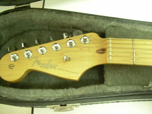 fender strato usa 2003 left handed