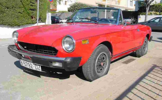 VENDO FIAT 124 SPORT SPIDER descapotable