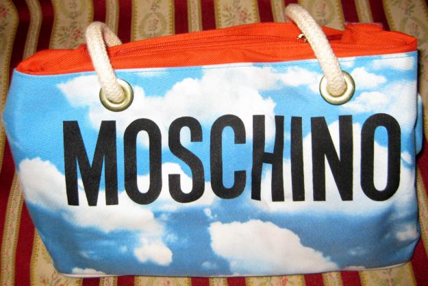 Bolsa de Moschino. Nueva