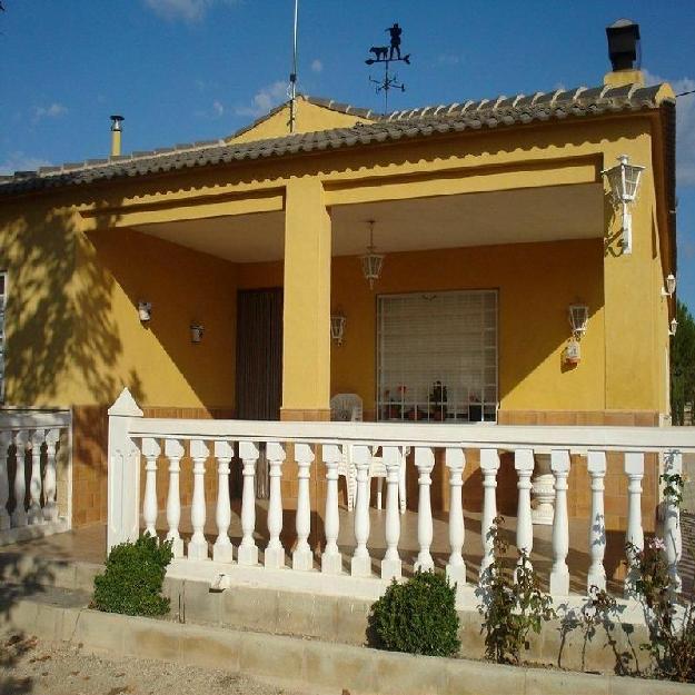 Chalet en venta en Yecla, Murcia (Costa Cálida)