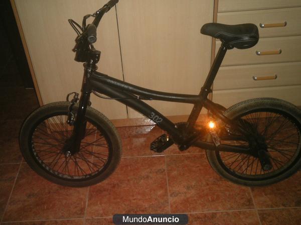 BMX MONTY 302