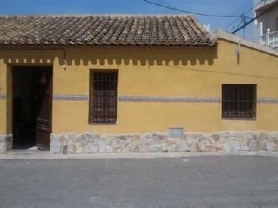 Casa de Campo con 3 dormitorios se vende en Abanilla
