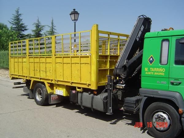 VOLVO FL6 GRUA CAJA ABIERTA 250CV