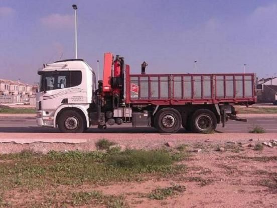 SE VENDE CAMION SCANIA 114