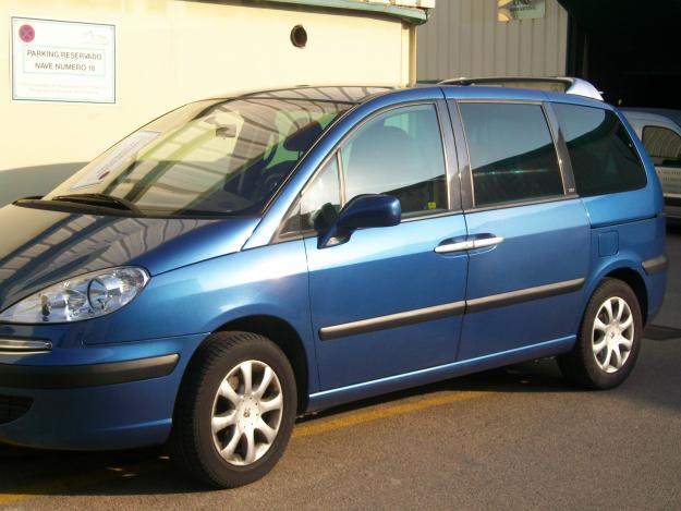 PEUGEOT 807