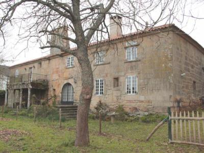 5b  , 6ba   in Lalin,  Galicia   - 1000000  EUR