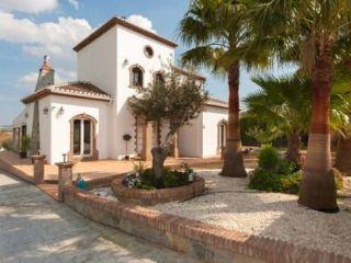 Chalet en venta en Alhaurín el Grande, Málaga (Costa del Sol)