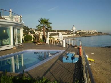Chalet con 4 dormitorios se vende en Mijas Costa, Costa del Sol