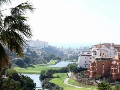 Apartamento con 2 dormitorios se vende en Mijas Costa, Costa del Sol